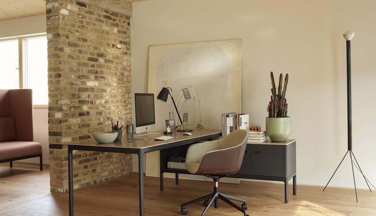 MODUS 04 EXECUTIVE OFFICE 0252
