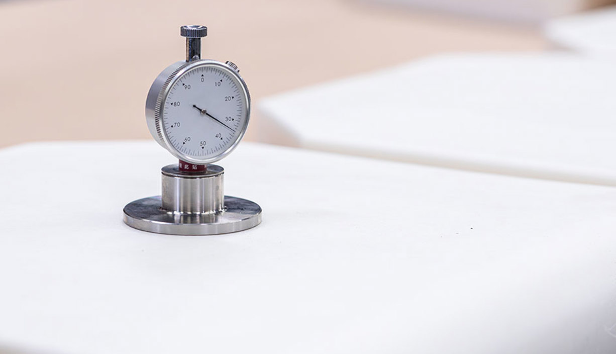 Biopro Foam With Instrument (4)